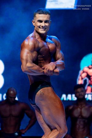 CLASSIC PHYSIQUE 178